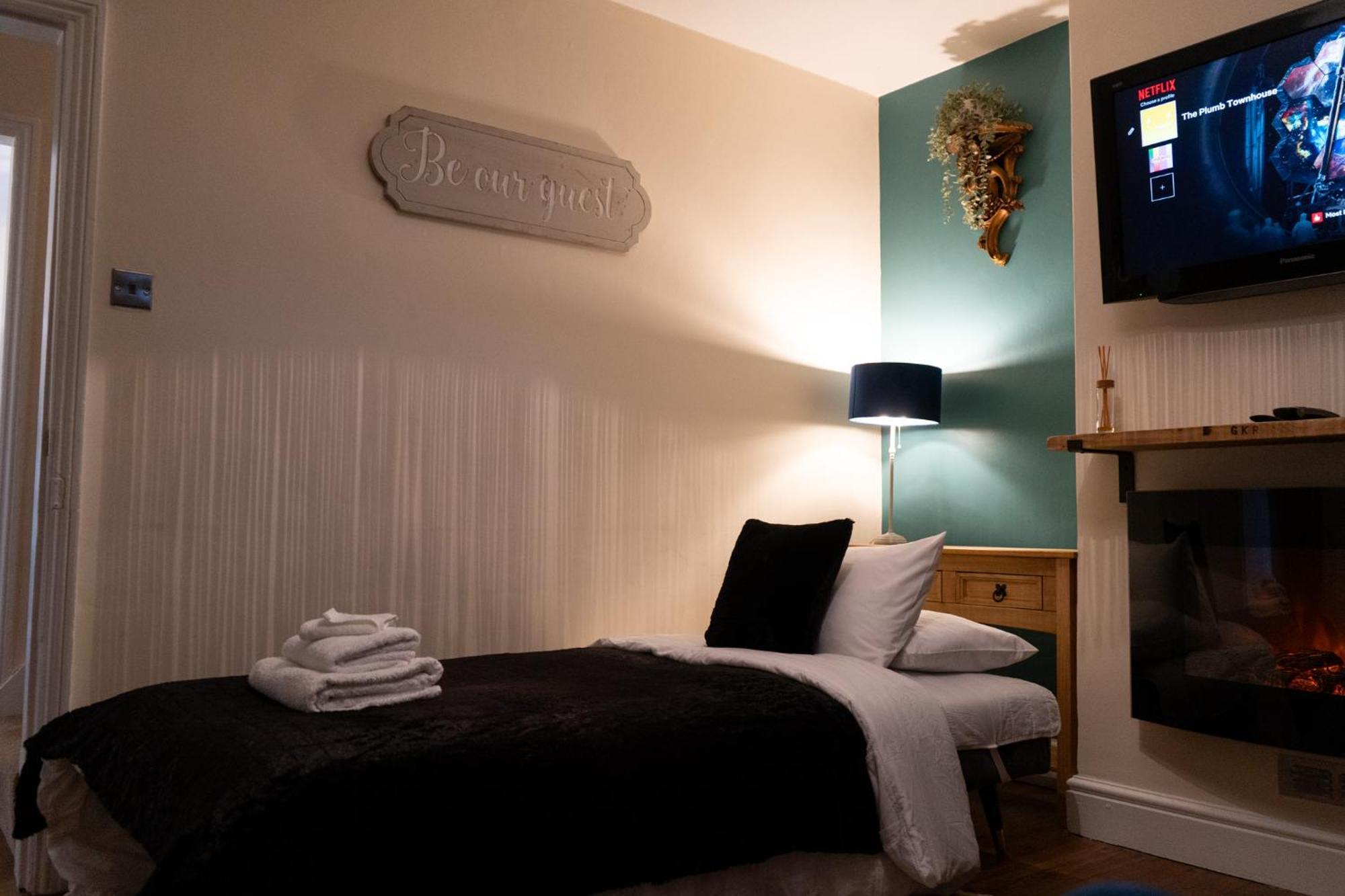 The Plumb Townhouse In Warwick Centre 빌라 외부 사진