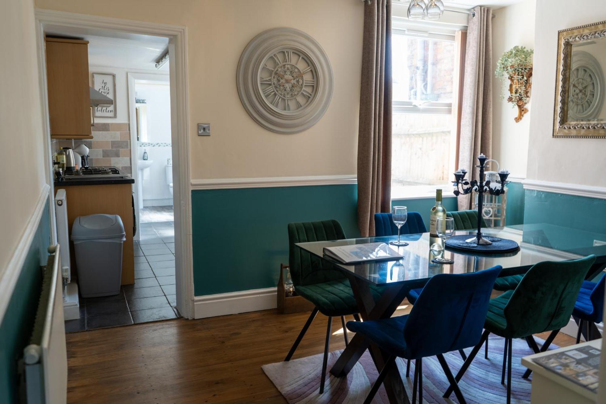 The Plumb Townhouse In Warwick Centre 빌라 외부 사진